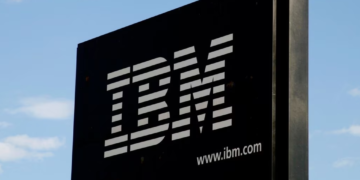 IBM se suma a los despidos tecnológicos; realiza recorte de unos 3.900 empleos
