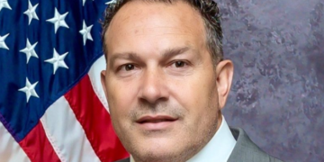 La DEA remueve a su director en México por mala conducta