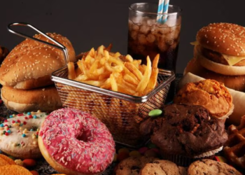 Estudio revela relación entre lo que comes, enfermedades y hasta la muerte