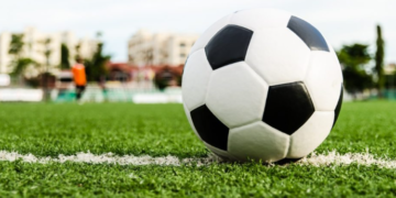 Futbol de cada día, rehén de los intereses económicos de unos cuántos