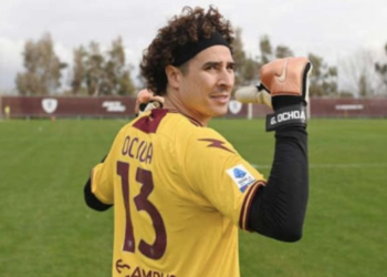 Memo Ochoa, el portero mexicano con más atajadas en las 5 grandes ligas de Europa