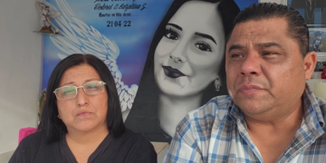 Padre de Debanhi Escobar confirma que busca hacer serie de su hija