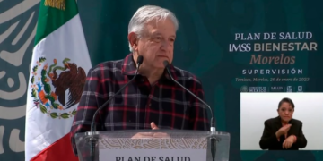 “Si pudiese ir, ahí estaría”; AMLO aplaude marcha multitudinaria en Madrid
