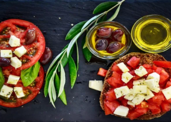 Ensayo busca prevenir infartos con dieta mediterránea