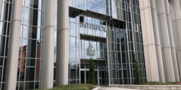 Interpol cumple un siglo de existencia; su misión sigue siendo “pertinente”