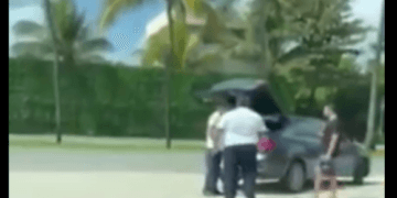 Taxistas continúan amenazando a Ubers y acosando a turistas