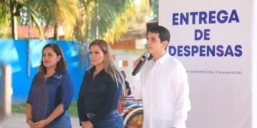 Entregan apoyos alimentarios, resultado del Redondeo OXXO