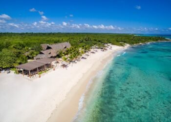 Van por desarrollo turístico en Punta Venado en Playa del Carmen