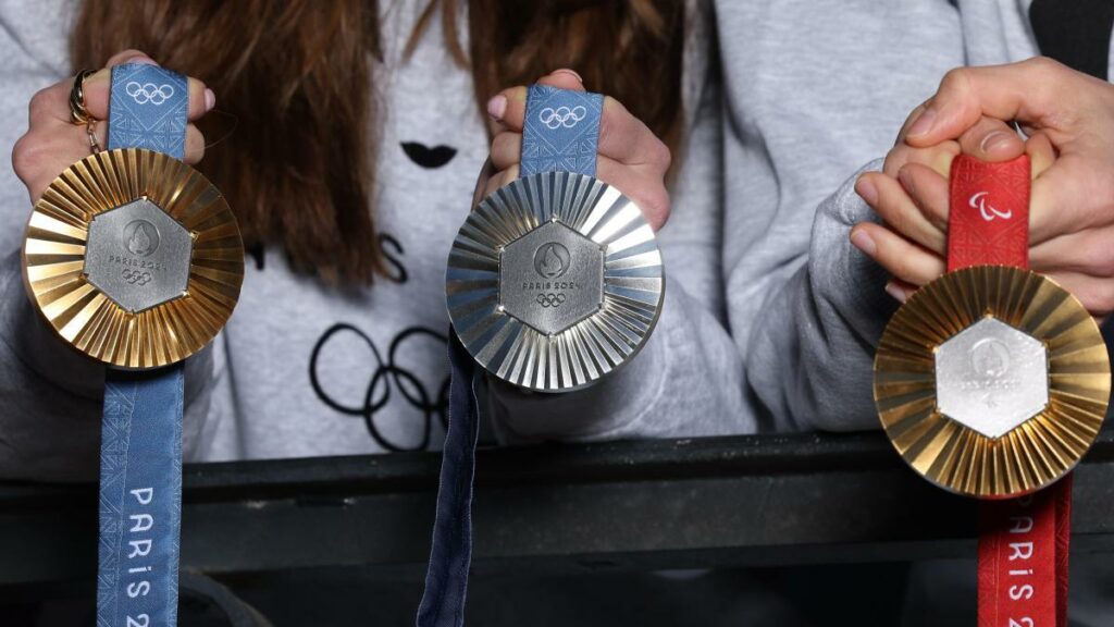 Las medallas olímpicas y paralímpicas de París 2024 Un diseño único y