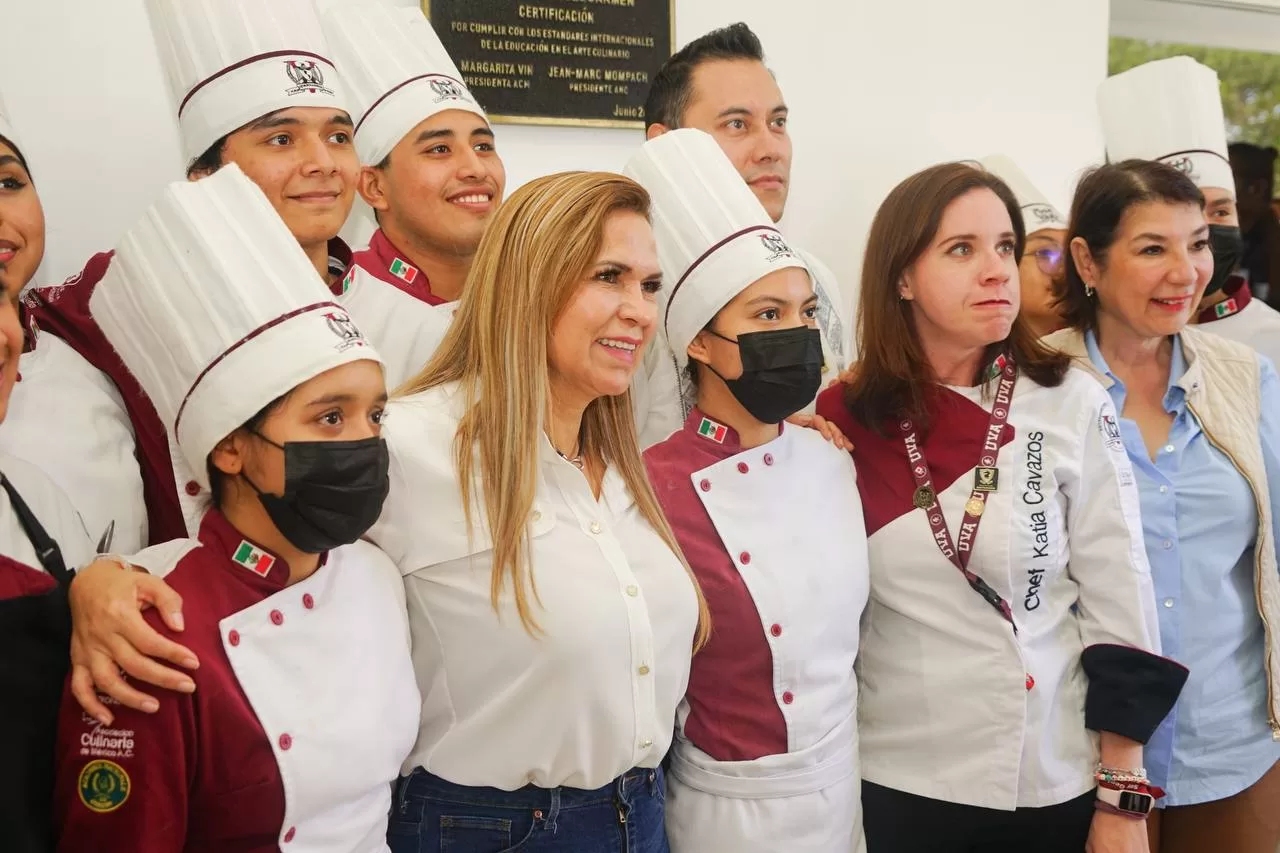 Inaugura Lili Campos la sala de juicios orales de la Universidad Vizcaya