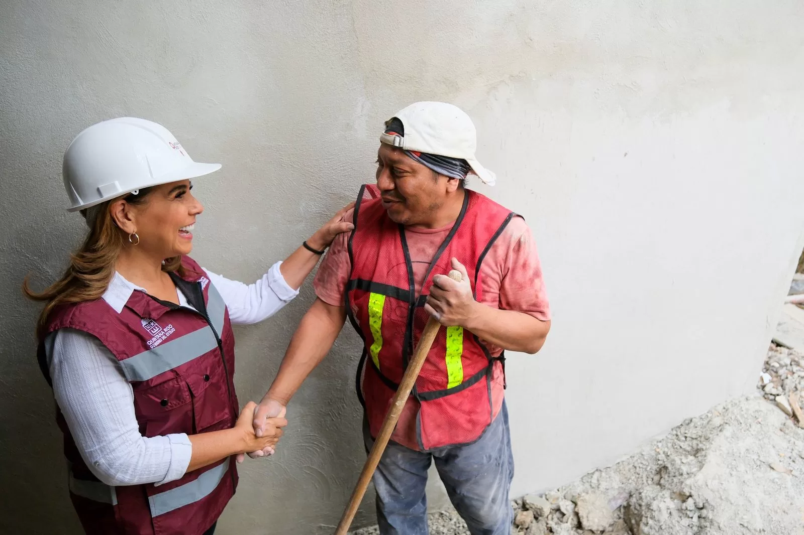 Supervisan avances del Centro de Convivencia Familiar en Cancún