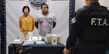 Jóvenes son detenidos con droga en el centro de Playa del Carmen