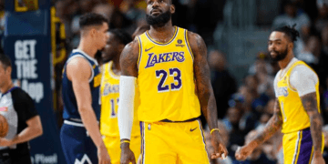 LeBron guarda silencio sobre su posible despedida de los Lakers