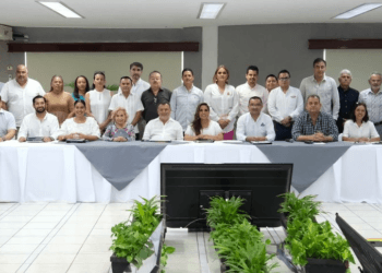 Presentan oficialmente el Decreto para promover la zona libre de Chetumal