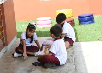 Quintana Roo no suspenderá clases por el eclipse solar