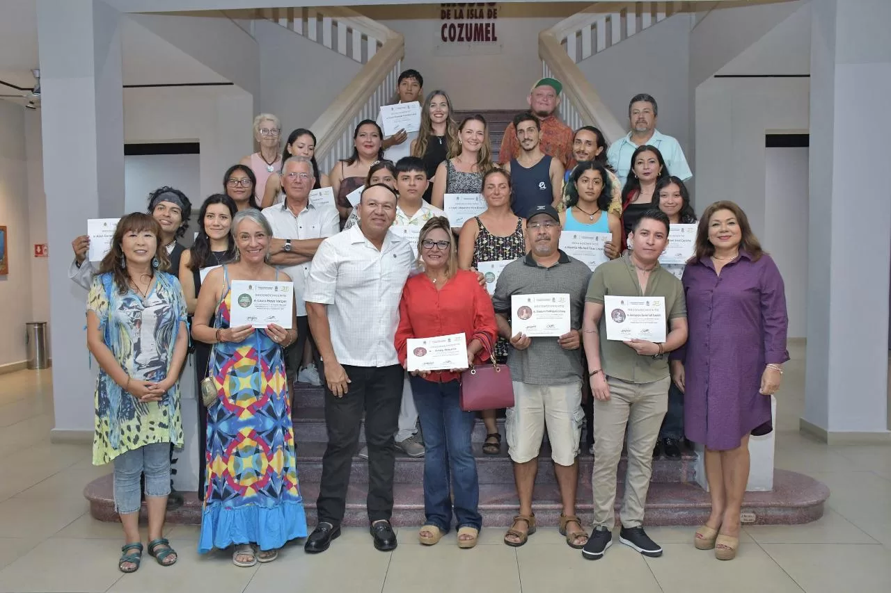 Premia FPMC a ganadores del concurso pictórico “Maravillas de la Naturaleza 2024”