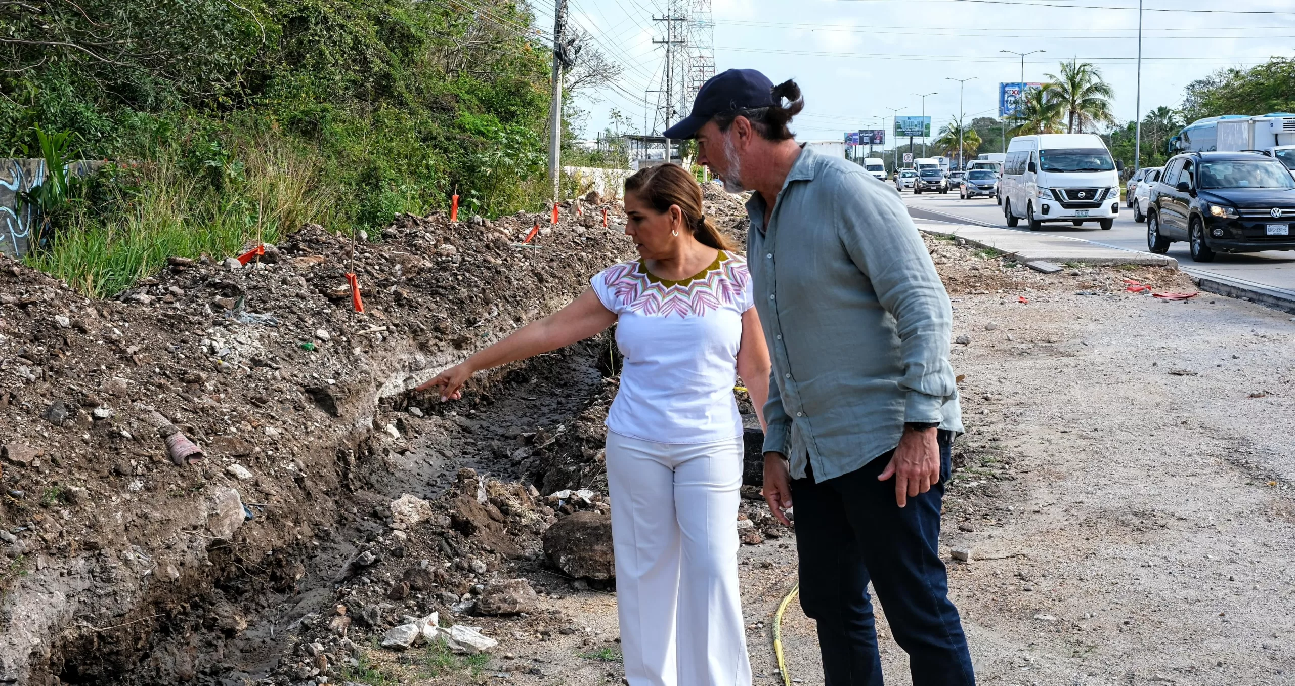 Avanzan trabajos de cableado subterráneo en el bulevar Colosio