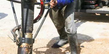 Invitan a solidarenses a reportar baches en colonias y avenidas