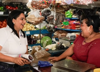 Mayuli Martínez destaca la necesidad de eliminar obstáculos para los emprendedores