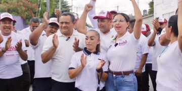 Taxistas de Cancún respaldan a Paola Moreno