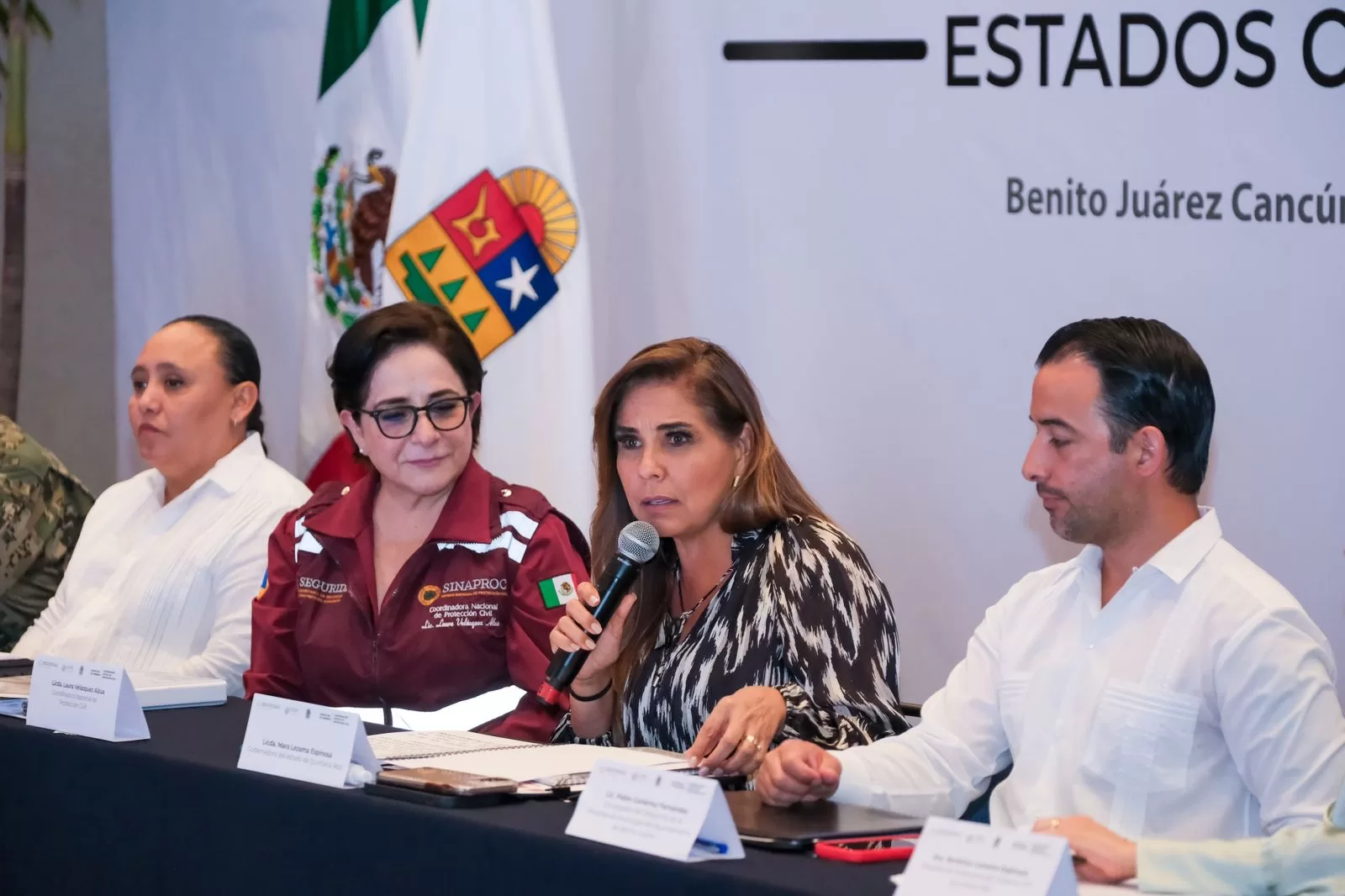 Presentan nuevo protocolo ante amenaza de huracanes en Quintana Roo