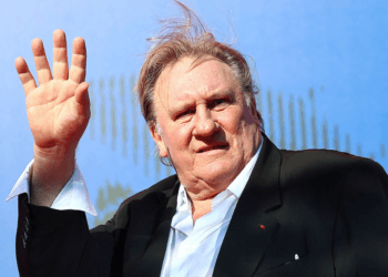 Posponen juicio del actor Gérard Depardieu por presuntas agresiones sexuales