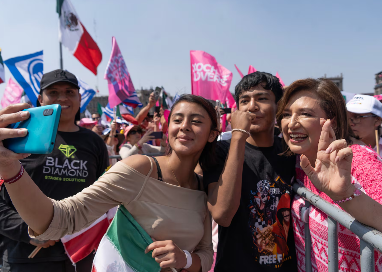 “Antes que partido, tenemos a México”: declaró Xóchitl Gálvez ante la "Marea Rosa"