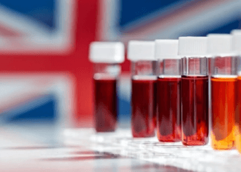 Gobierno Británico indemnizará a víctimas del escándalo por sangre contaminada