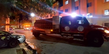 Incendio de mototaxi en Kusamil, deja daños colaterales