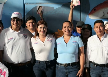 Trabajadores del sector turístico respaldan a Fernanda Alvear