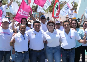 Fernanda Alvear llama al voto para rescatar Puerto Morelos