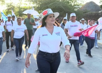 Llama Fernanda Alvear a detener la historia de corrupción en Puerto Morelos