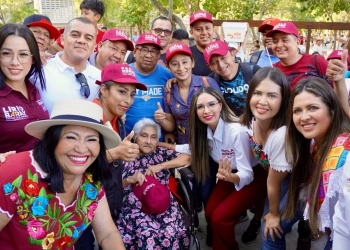En su cierre de campaña Paola Moreno llama a trabajar juntos