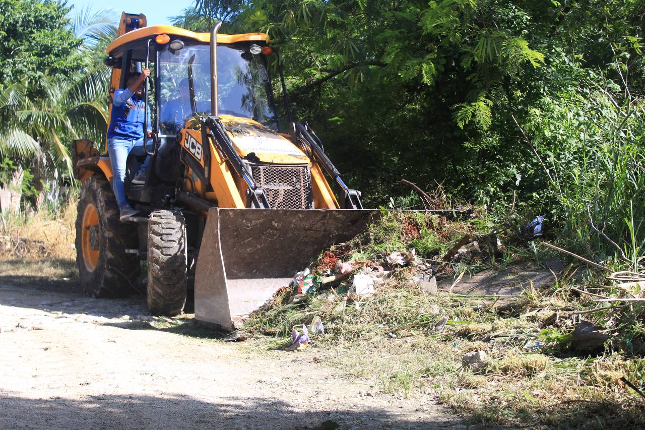 Continúan detectando y eliminando tiraderos de basura clandestinos