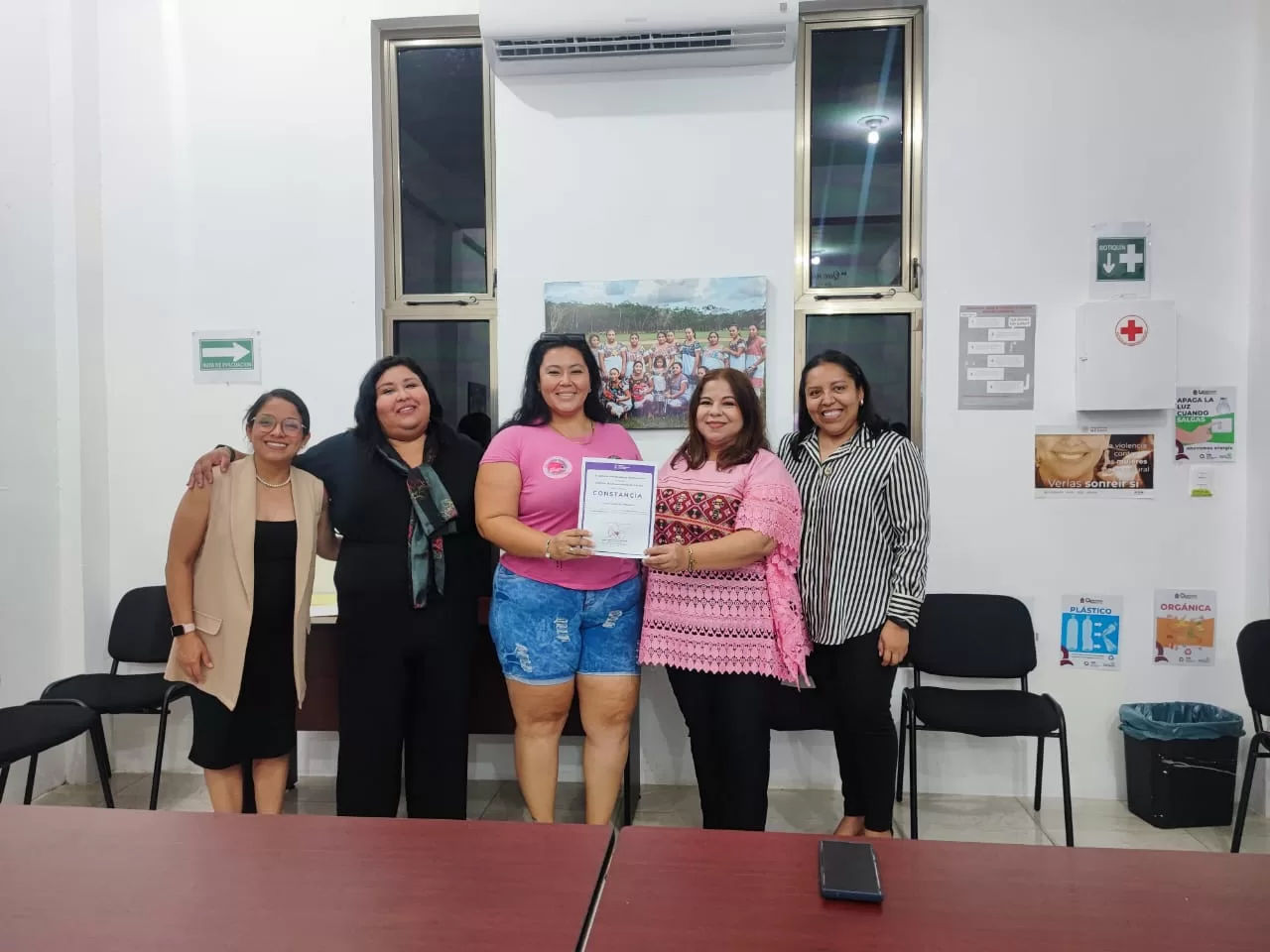 IQM imparte taller para el Empoderamiento y Liderazgo de las Mujeres