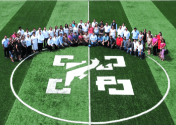 Fortaleciendo el tejido social con la modernización de la cancha de fútbol en Chetumal