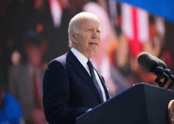 Joe Biden advierte que la democracia mundial está en peligro