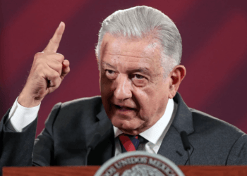 López Obrador critica al sector empresarial por nerviosismo a reformas