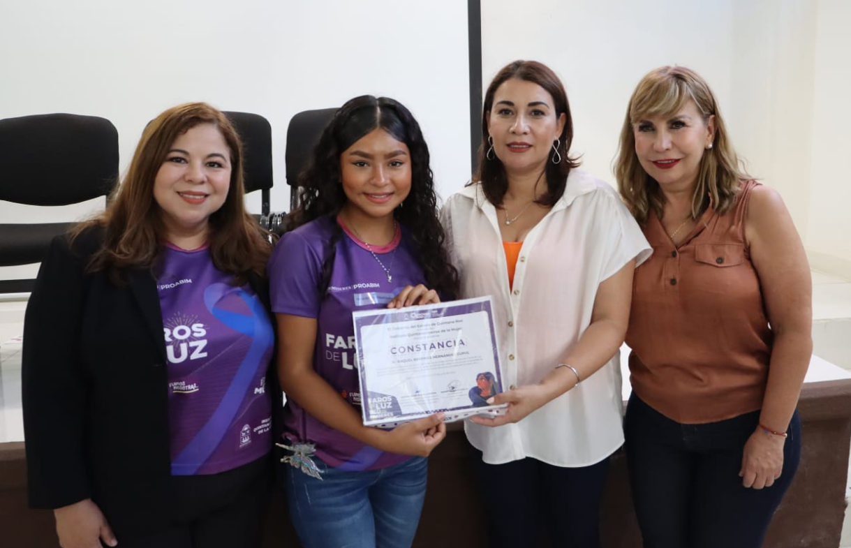 IQM fortalece la capacitación de la Red de Mujeres Jóvenes “Faros de Luz”