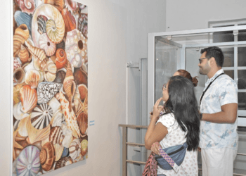 Inaugura FPMC exposición pictórica “Mi Manera de Verte: Interpretación Artística del Mar”