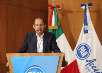 Denuncia Marko Cortés manipulación en encuestas de Reforma Judicial