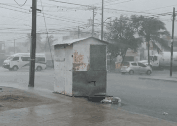 Cancún pasa fin de semana con fuertes lluvias