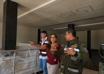 Mara Lezama inspecciona obras del Tren Maya en Chetumal