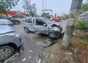 Accidente de tránsito deja 2 heridos de gravedad