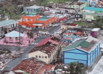 Huracán Beryl causa estragos en Venezuela, deja cinco desaparecidos y 25,000 afectados