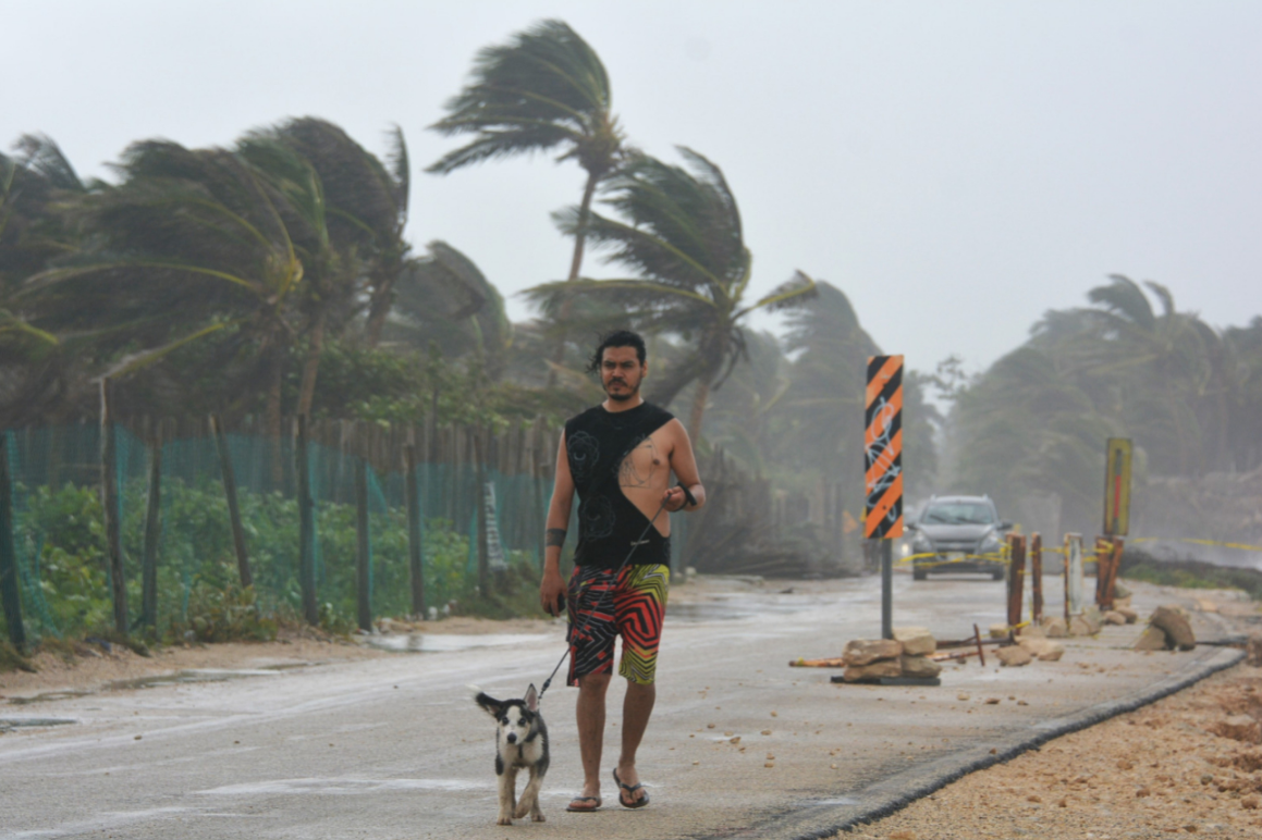 Quintana Roo se prepara para la llegada del huracán Beryl