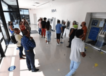 BBVA se despide de clientes, tendrá un cierre masivo de cuentas en México