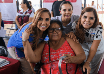 Recorre Mara Lezama las Caravanas del Bienestar y las de Justicia en Cancún