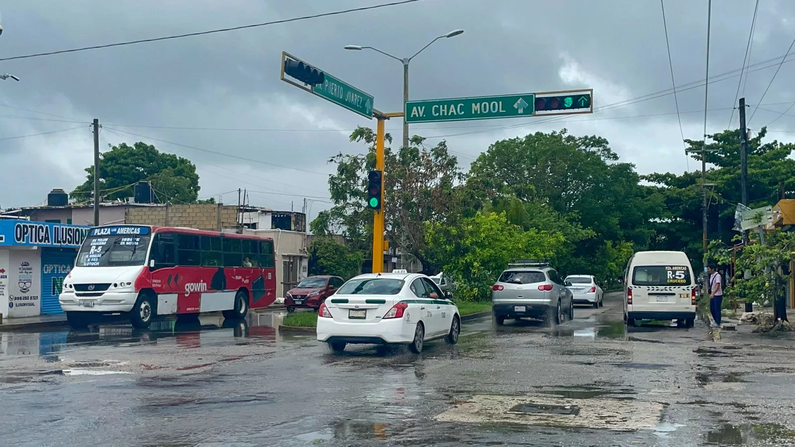 Reactivan el transporte público en todo Quintana Roo