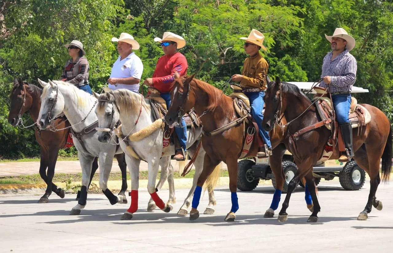 Exitosa cabalgata tradicional de la Feria del Carmen 2024